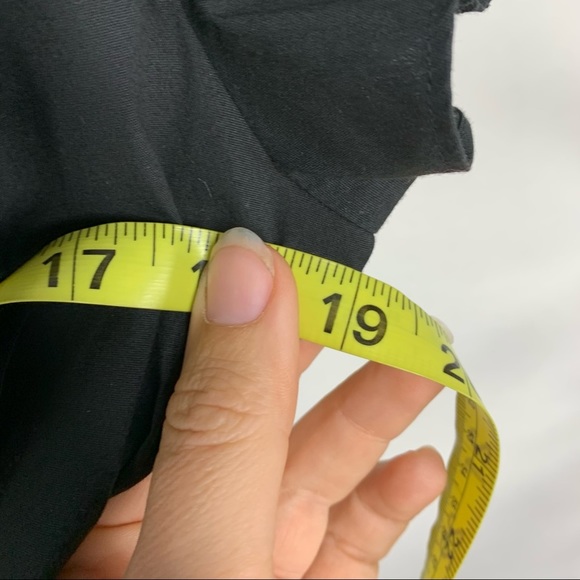 Express Ruched Short Sleeve Top - Picture 11 of 11